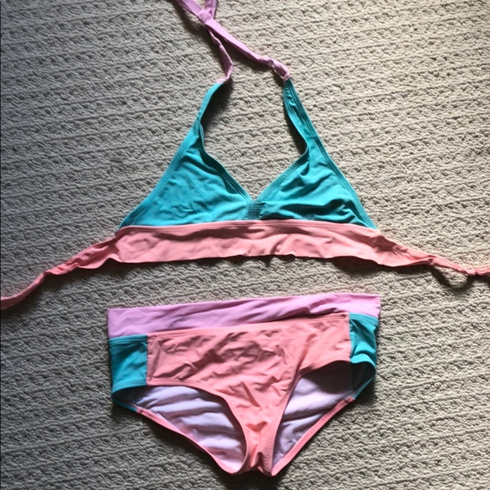 Bathing suit